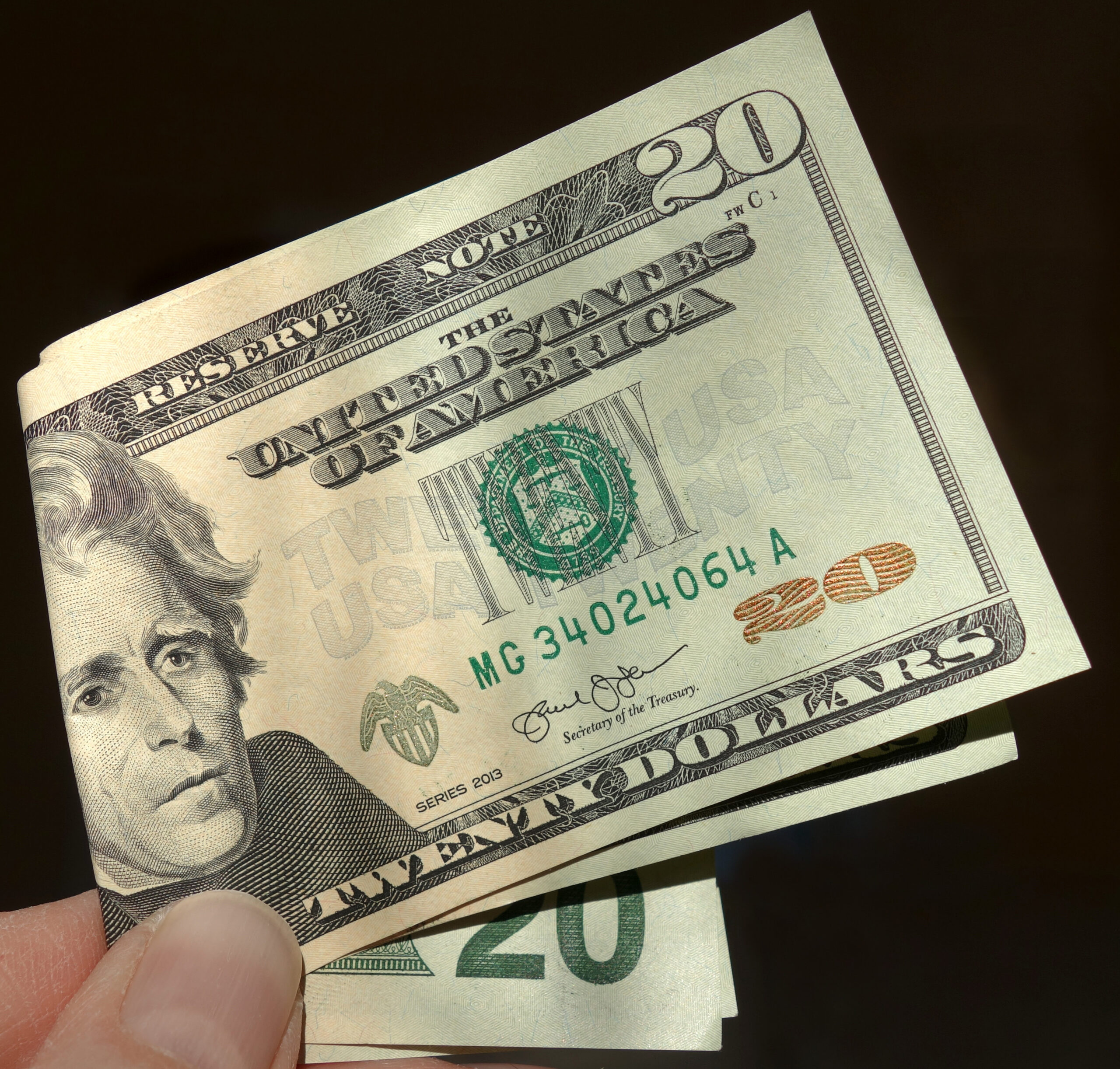 El índice del dólar toca máximos de 13 meses tras la Fed